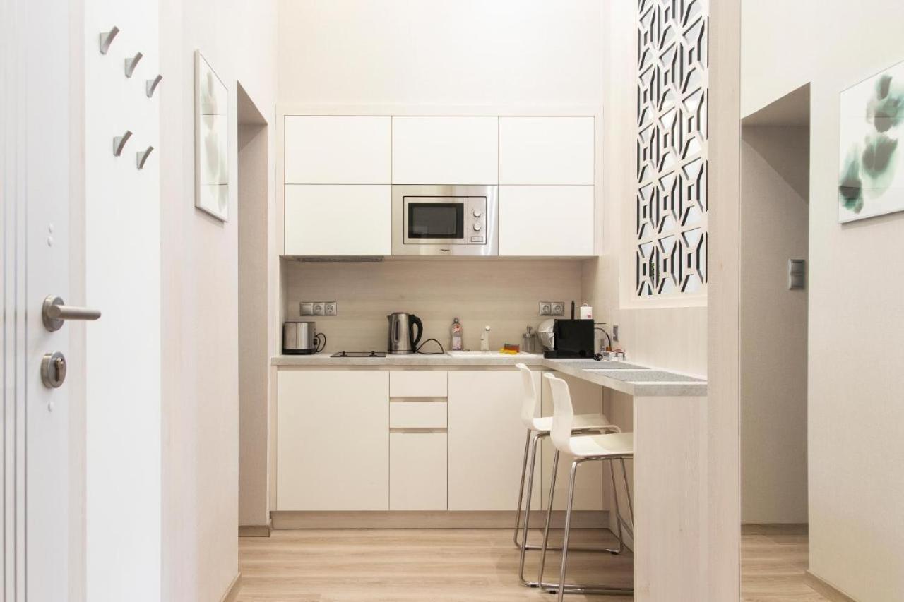 Central Relax Boutique Suites Budapest Eksteriør bilde