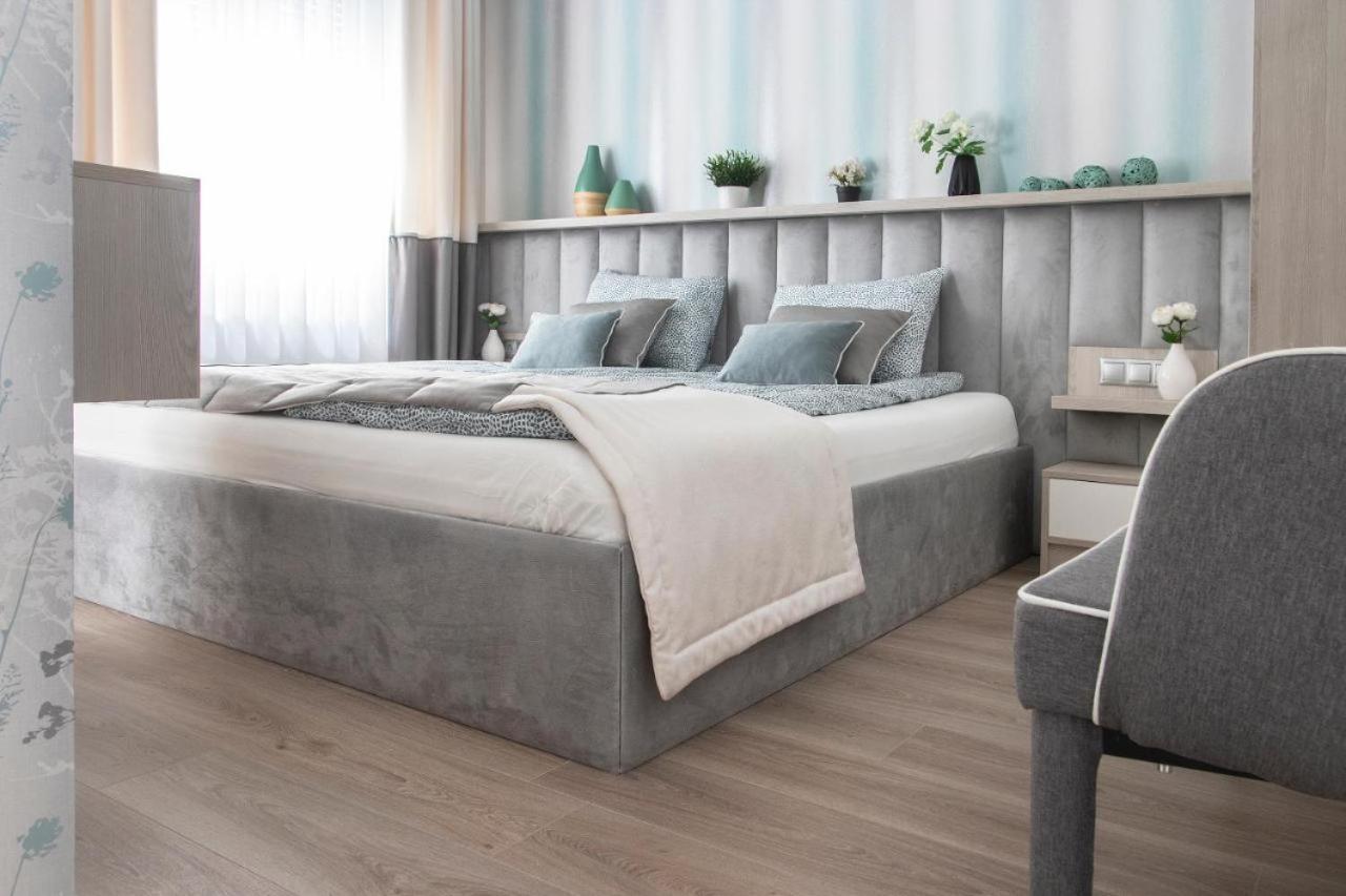 Central Relax Boutique Suites Budapest Eksteriør bilde