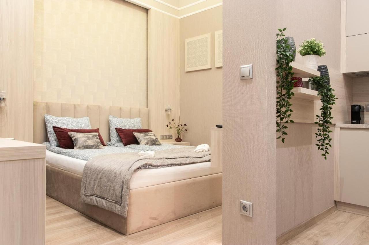Central Relax Boutique Suites Budapest Eksteriør bilde
