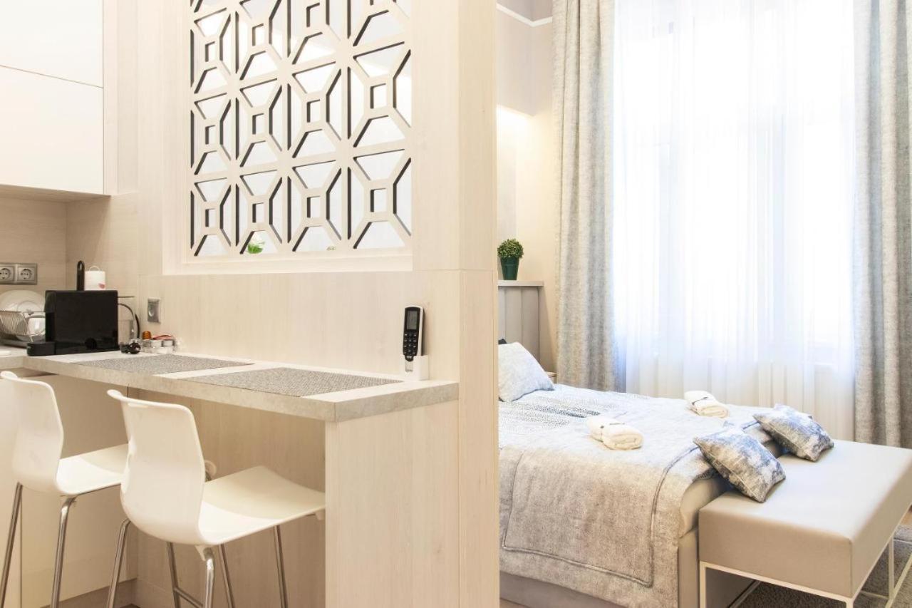 Central Relax Boutique Suites Budapest Eksteriør bilde