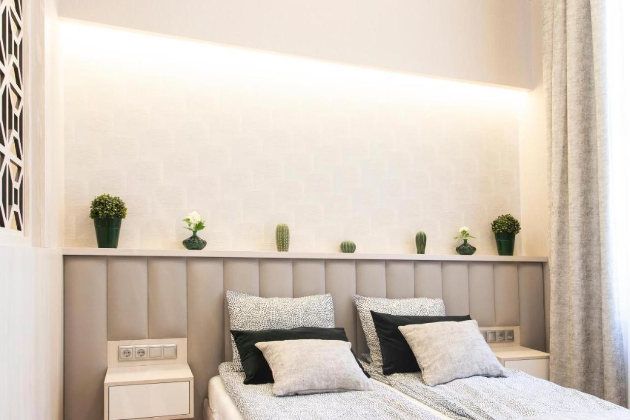 Central Relax Boutique Suites Budapest Eksteriør bilde